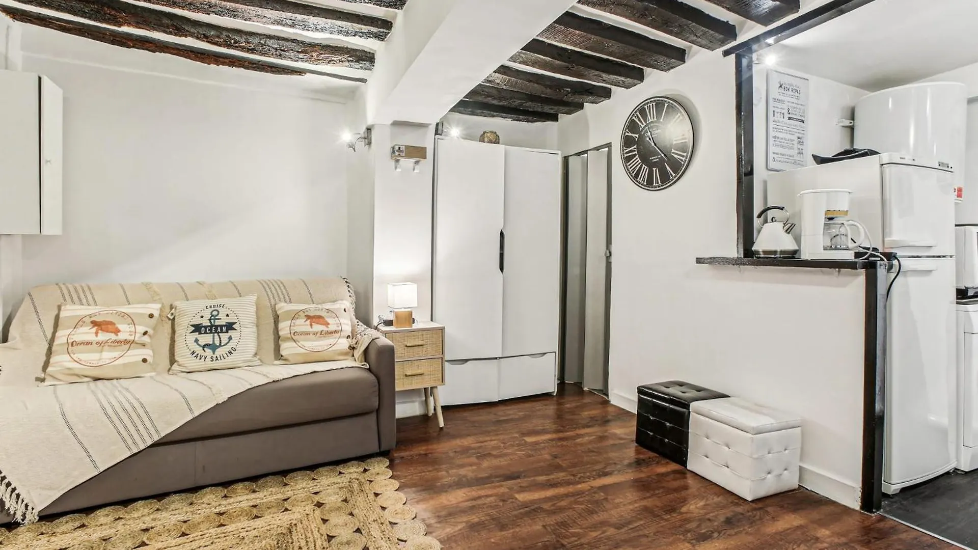 Studio Herold - Place De Victoires By B'Your Home Paris 0*,